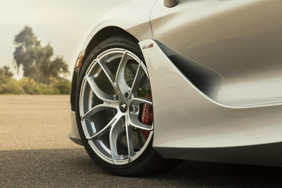 Детали экстерьера McLaren 720S Spider 2019 года  (WW) (фото 21 из 35)
